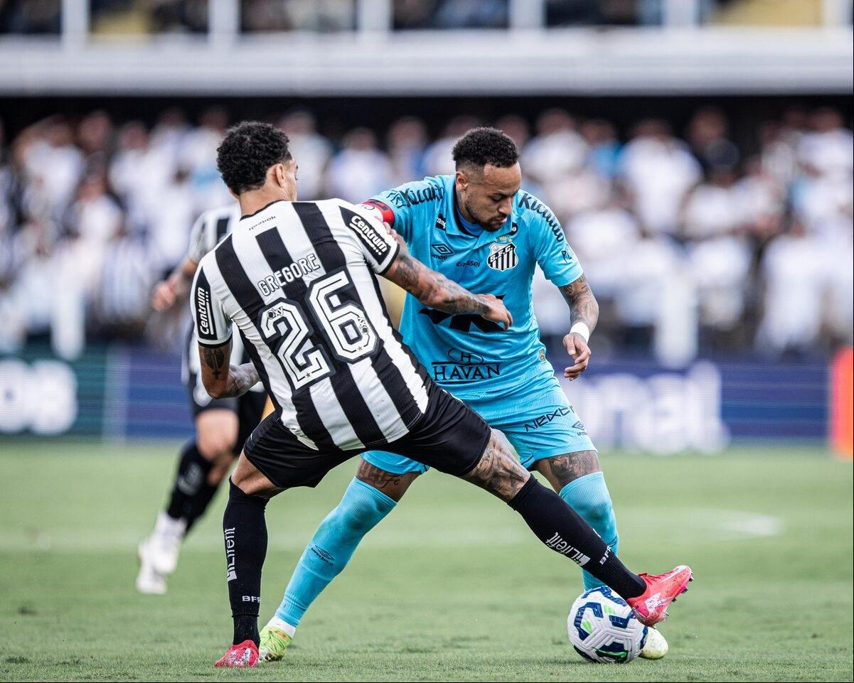 Neymar foi expulso aos 30 minutos do segundo tempo, ao tentar marcar um gol com a mão (Foto/X/SFC)