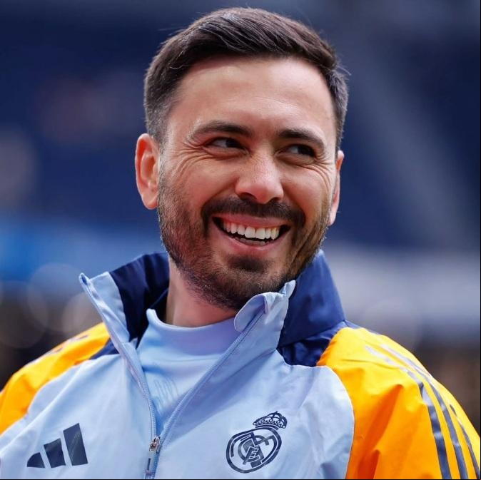 Davide Ancelotti será o auxiliar direto de seu pai Carletto (Foto/Instagram)